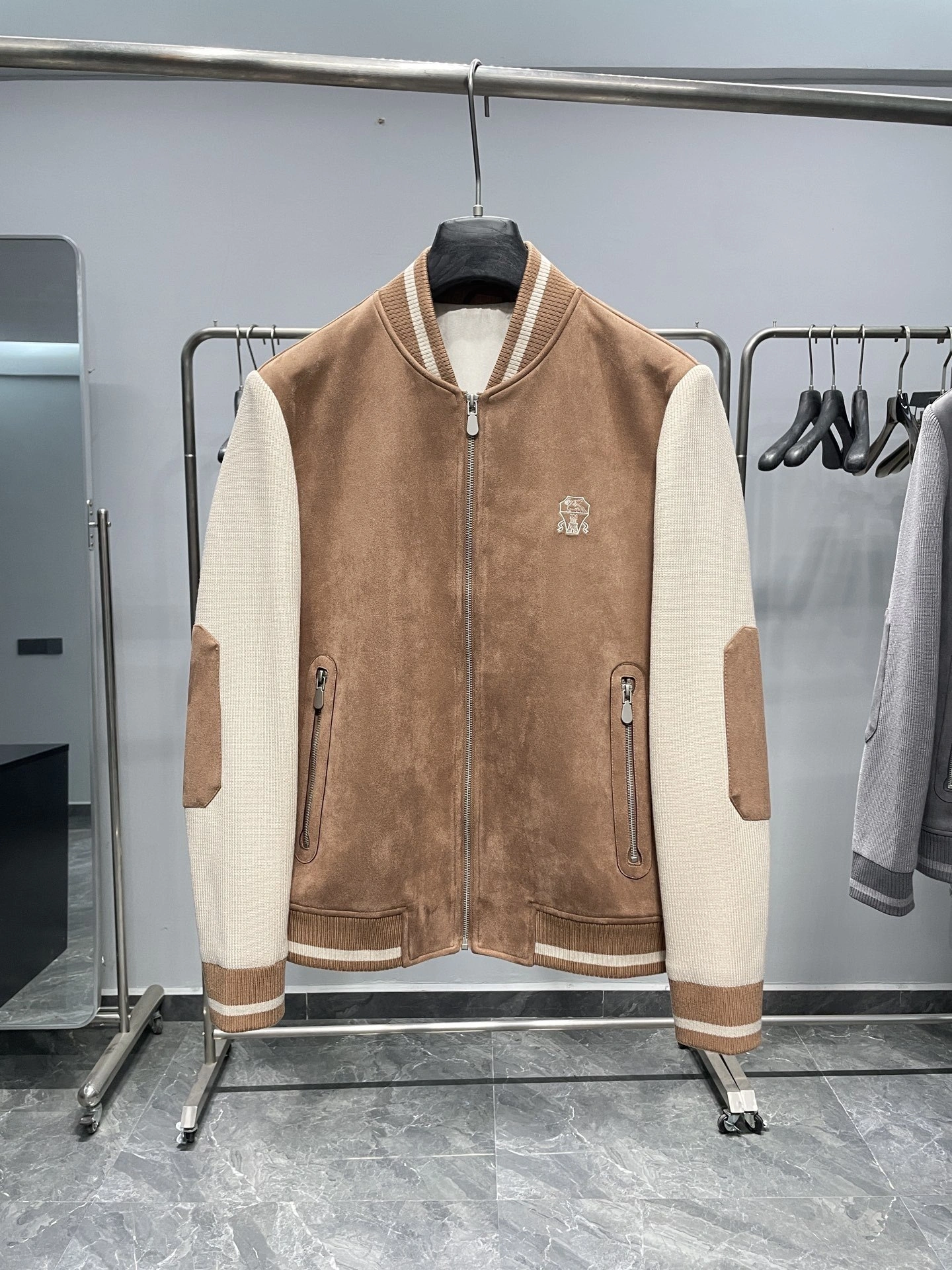 wg.luxury-- 2ru9588o 2colour item:E-F501J1026-2H